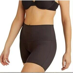 NWT Miraclesuit Size 2XL Women's Shapewear Comfy Curves Waistline Bike Pant